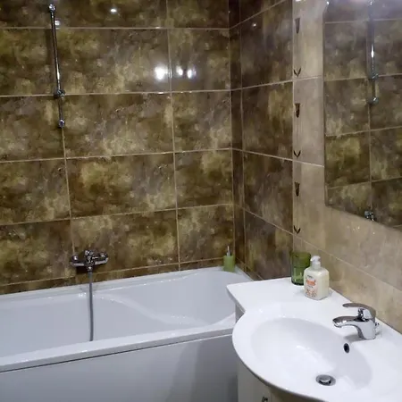 23 V Historickom Centre Kosic شقة